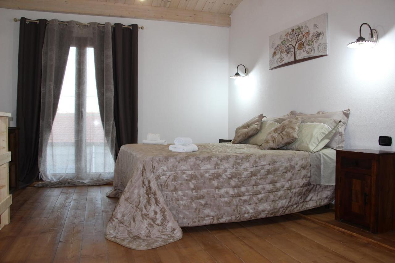 Guest House Tzia Udroni Ossi Exterior photo