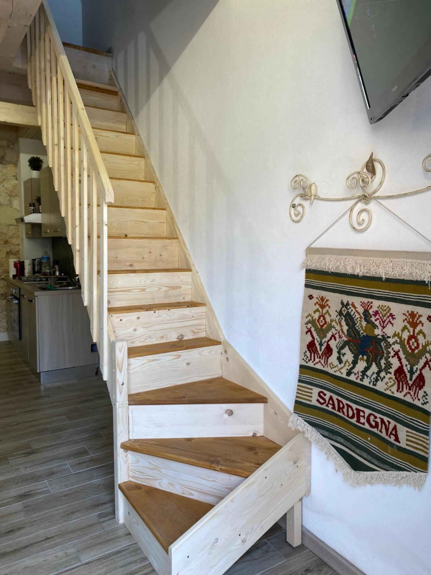 Guest House Tzia Udroni Ossi Exterior photo