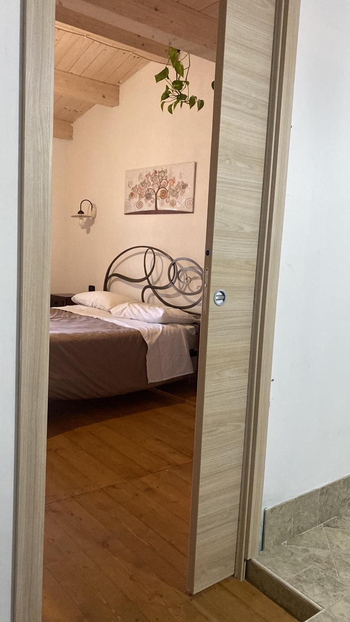Guest House Tzia Udroni Ossi Exterior photo